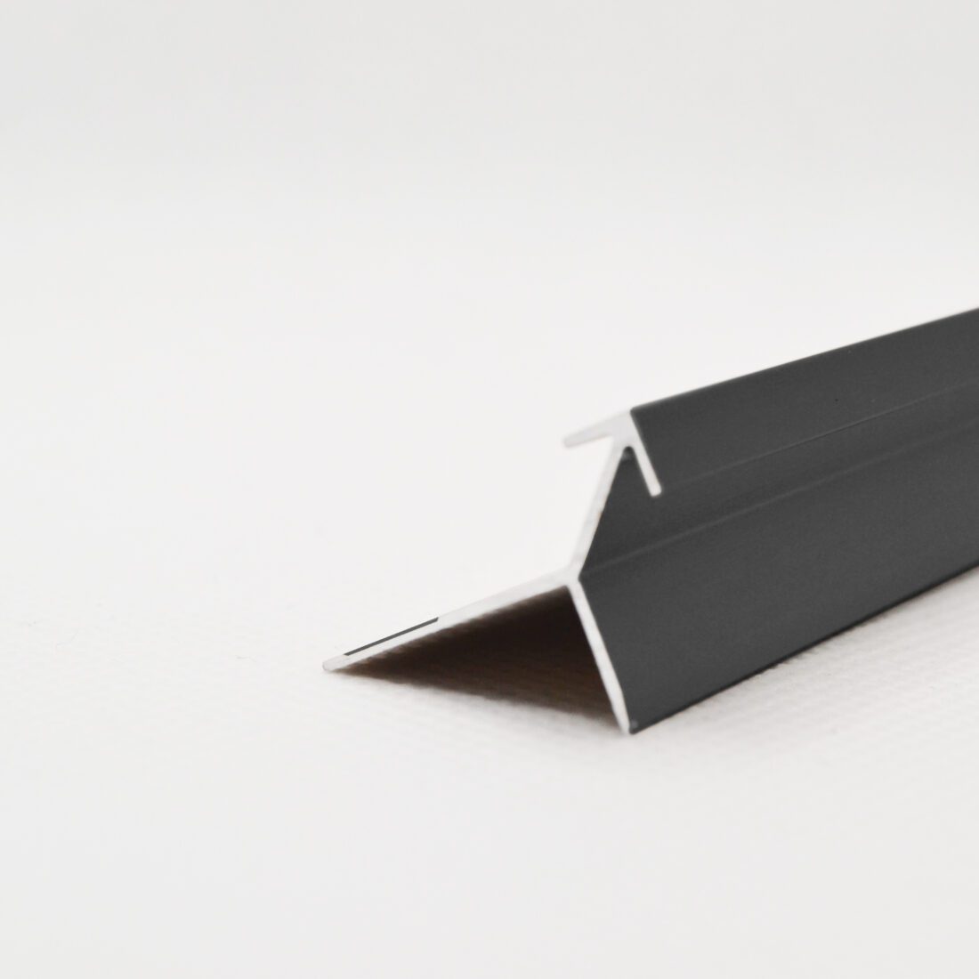 Профиль BAMSTEK-5521-Black